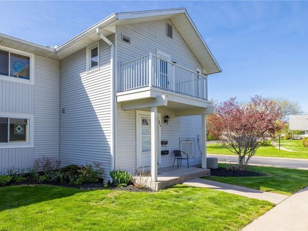 647 Eastbrooke Lane, Rochester, NY 14618