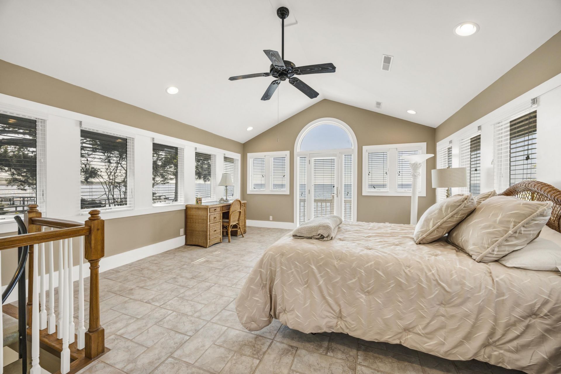 1064 Perch Dr  Photo 23