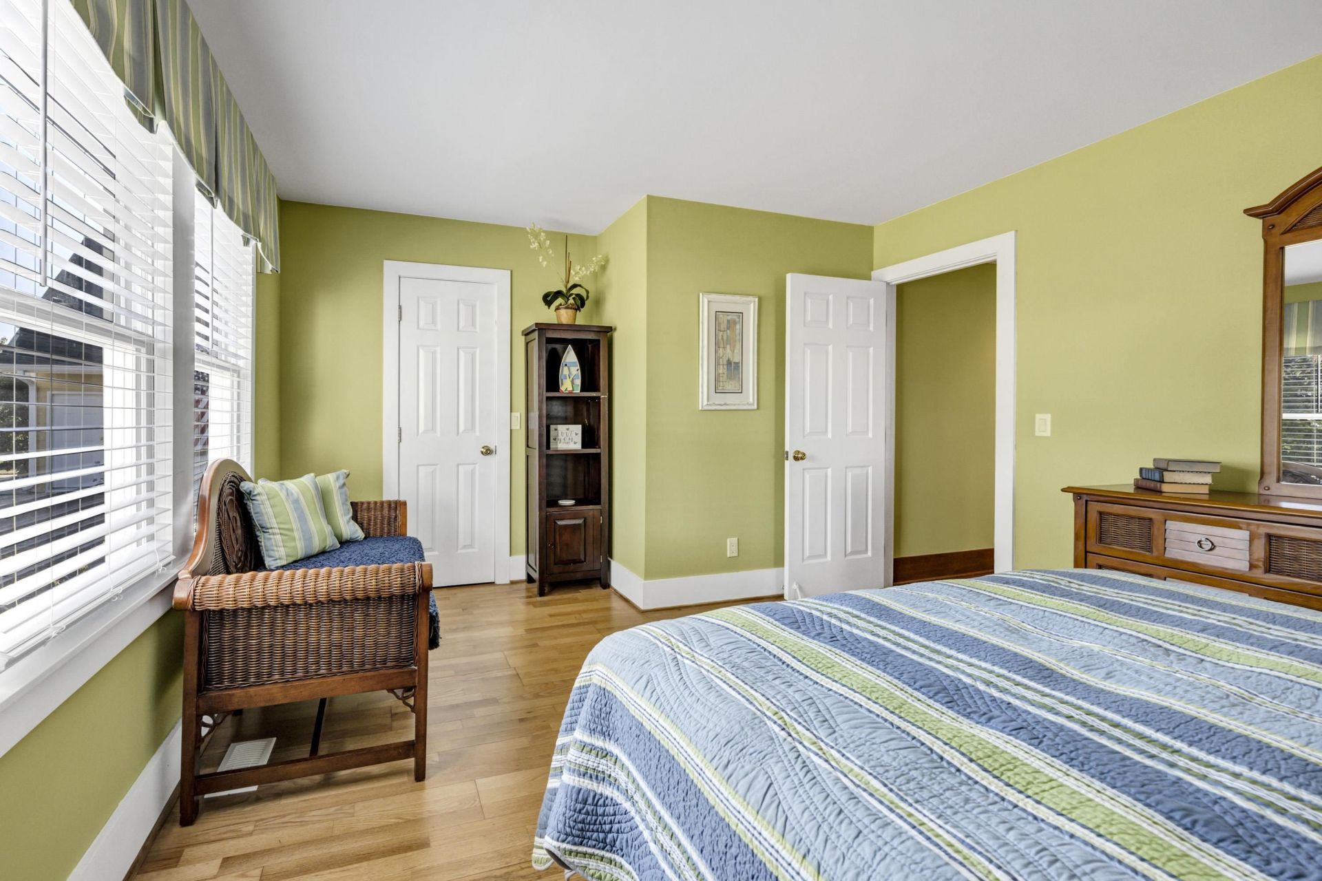 1064 Perch Dr  Photo 35