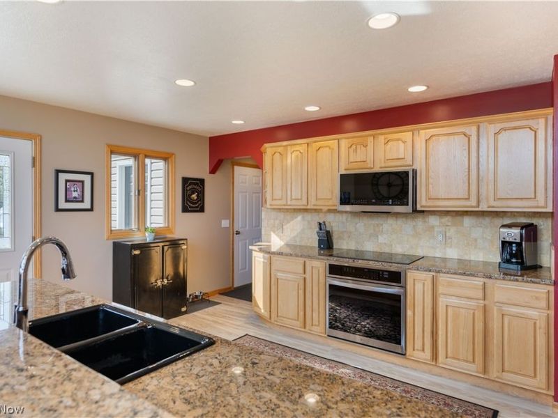 103 Random Road, Minerva, OH 44657 Photo 4