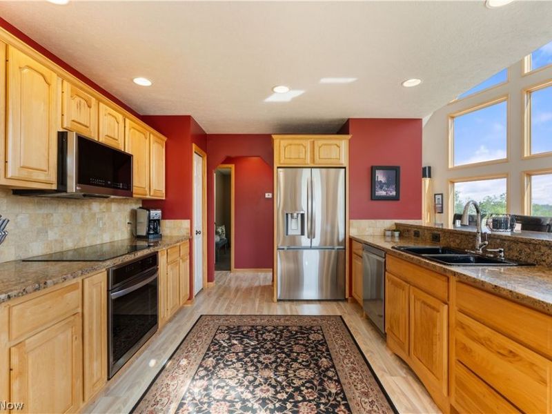 103 Random Road, Minerva, OH 44657 Photo 8