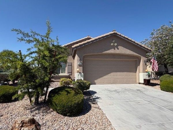 6060 Tokara Avenue, Las Vegas, NV 89122