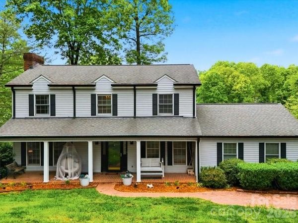 6 Woodland Circle, Granite Falls, NC 28630