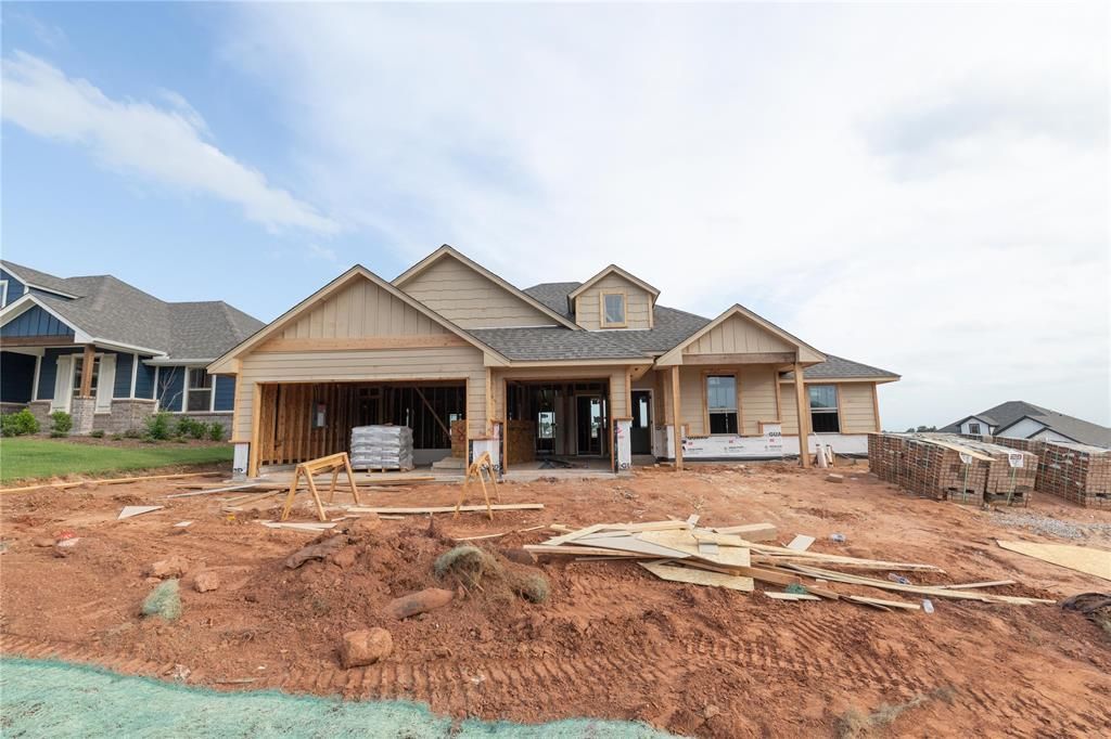 8216 Mountain Oak Drive, Edmond, OK 73034 Main Photo