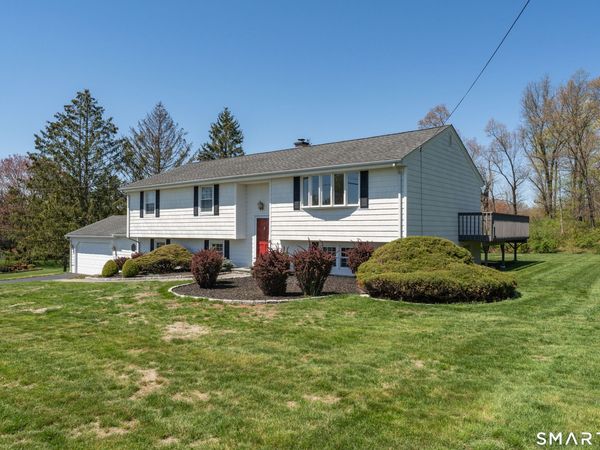 16 Palanga, North Branford, CT 06472