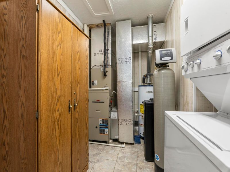 305 N Jefferson Street , Utica, OH 43080 Photo 10