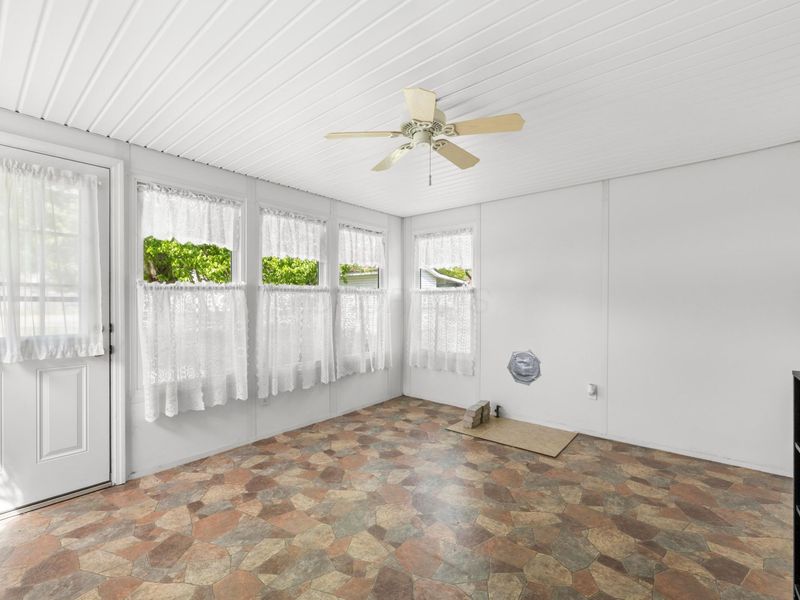 305 N Jefferson Street , Utica, OH 43080 Photo 11