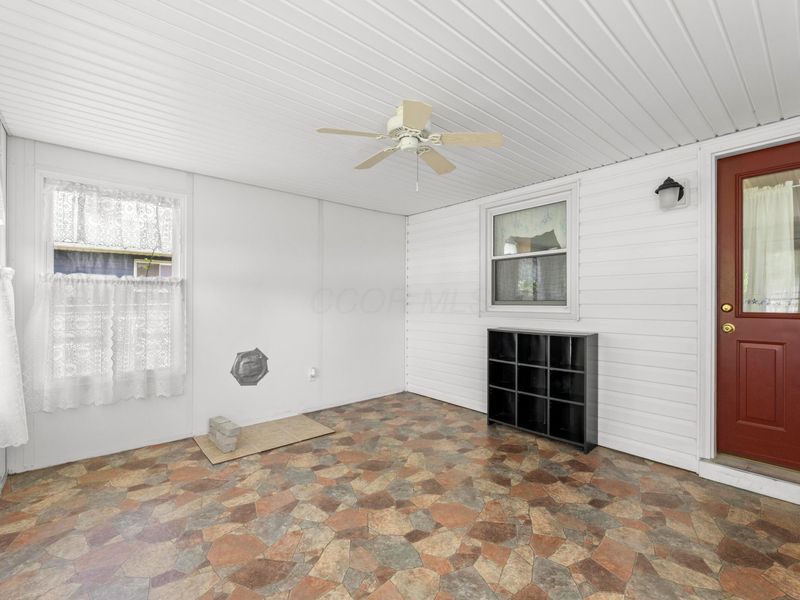 305 N Jefferson Street , Utica, OH 43080 Photo 12