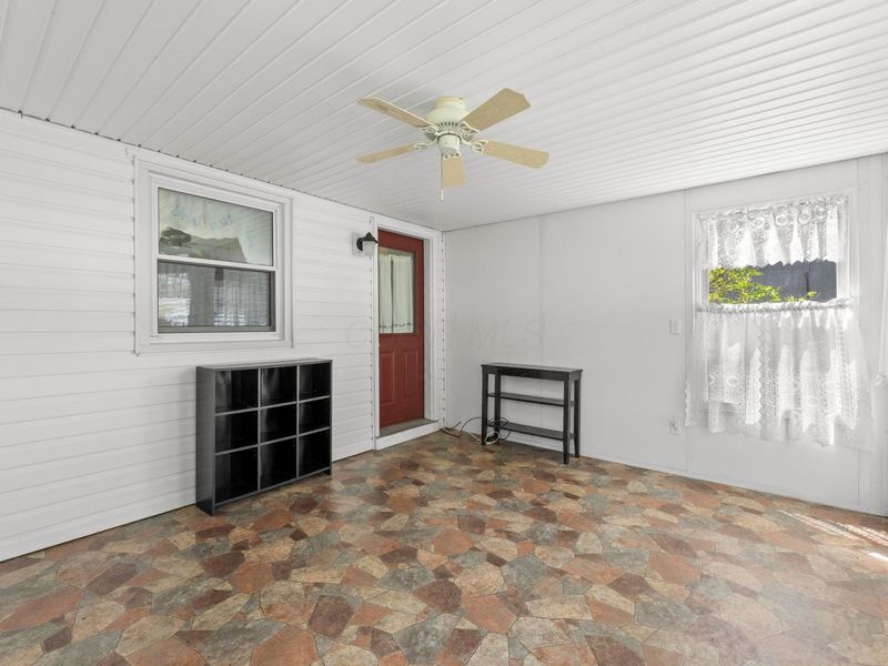 305 N Jefferson Street , Utica, OH 43080 Photo 13