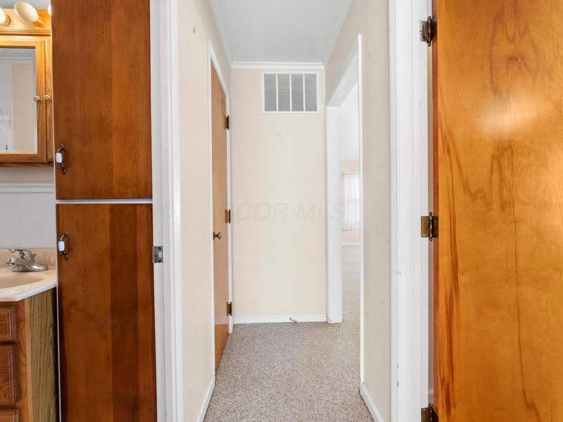 305 N Jefferson Street , Utica, OH 43080 Photo 14