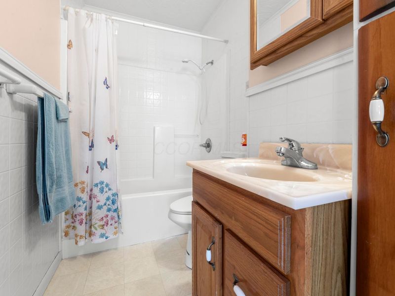 305 N Jefferson Street , Utica, OH 43080 Photo 17