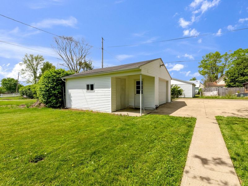 305 N Jefferson Street , Utica, OH 43080 Photo 2