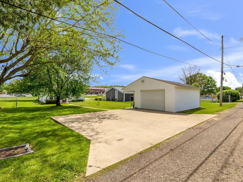 305 N Jefferson Street , Utica, OH 43080 Photo 28