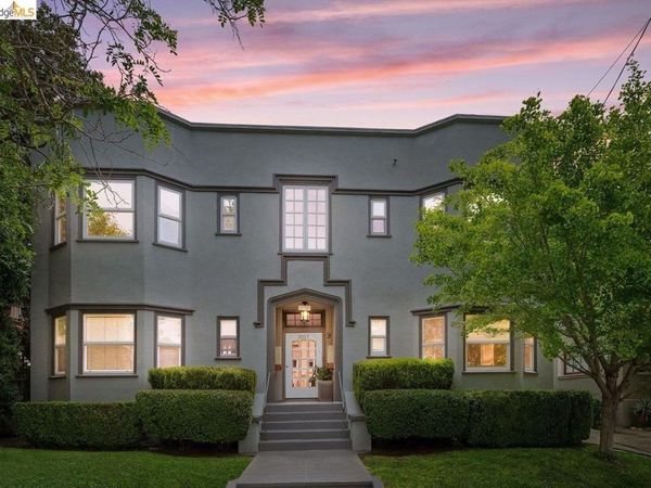 3117 College Ave, Unit 5, Berkeley, CA 94705