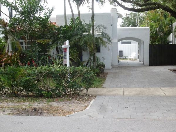 1004 NE 3rd Street, Fort Lauderdale, FL 33301