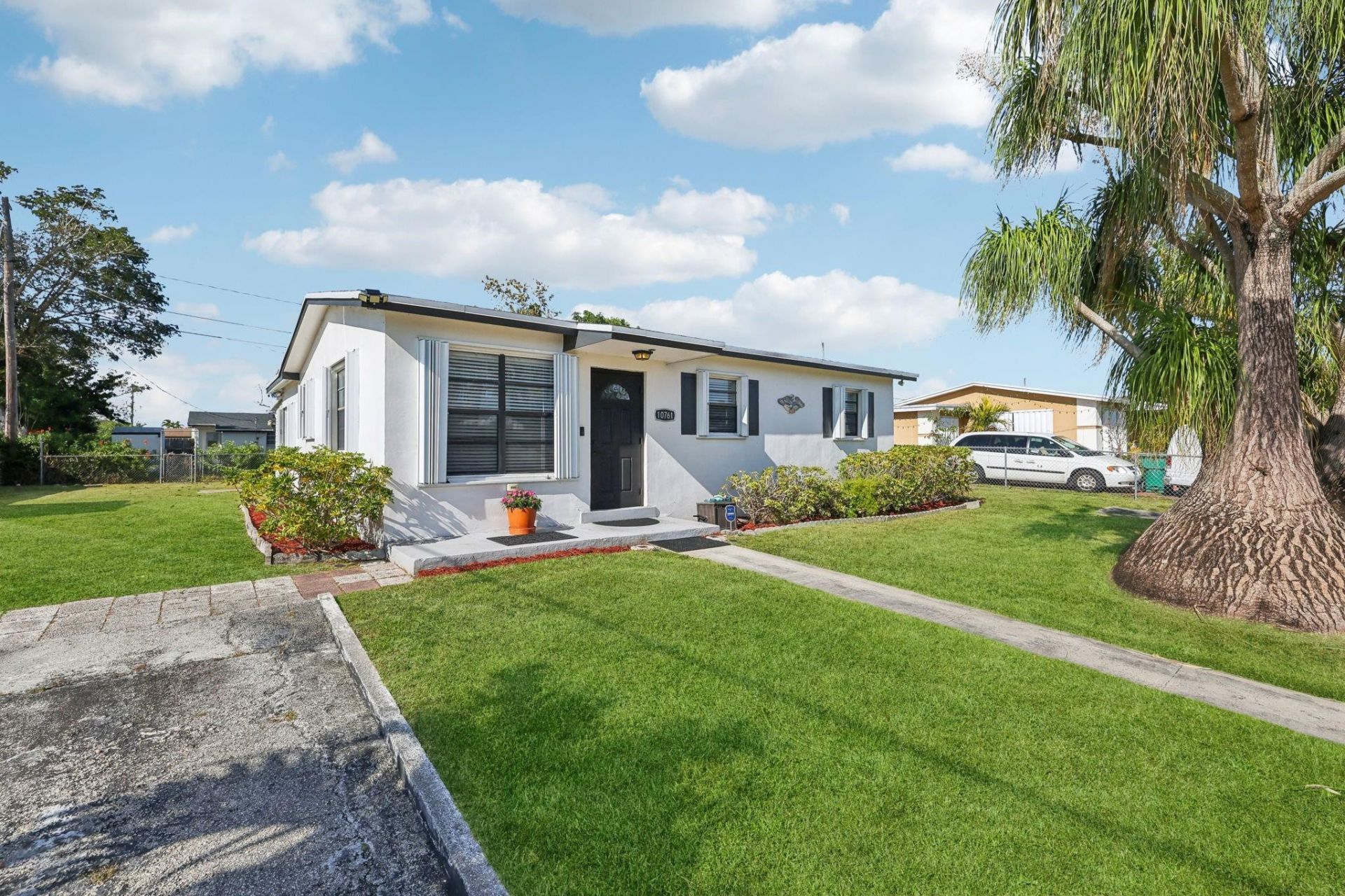 10761 SW 149th Street, Miami, FL 33176 Photo