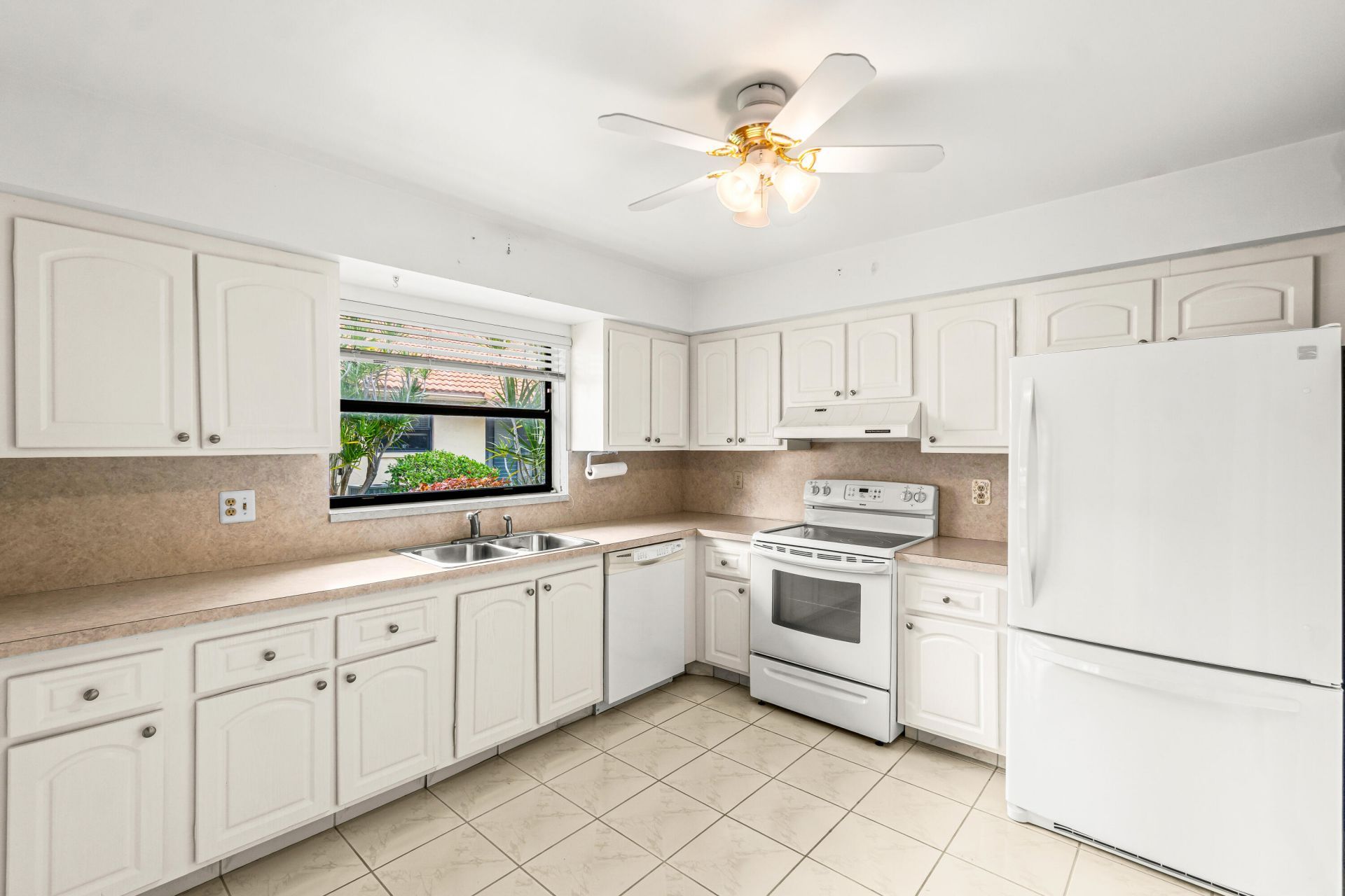 4655 Mahoe Tree Place, Unit A, Boynton Beach, FL 33436 Photo