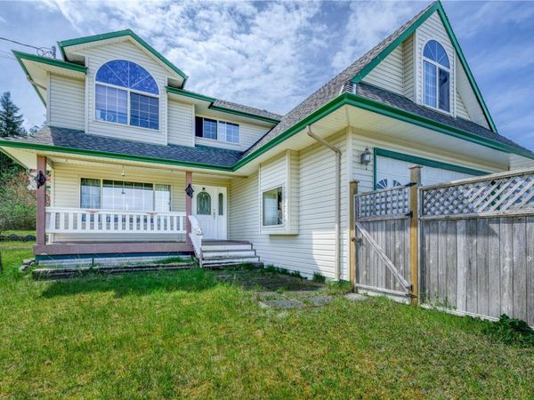 5000 Beaver Harbour Rd, Port Hardy, BC V0N 2P0