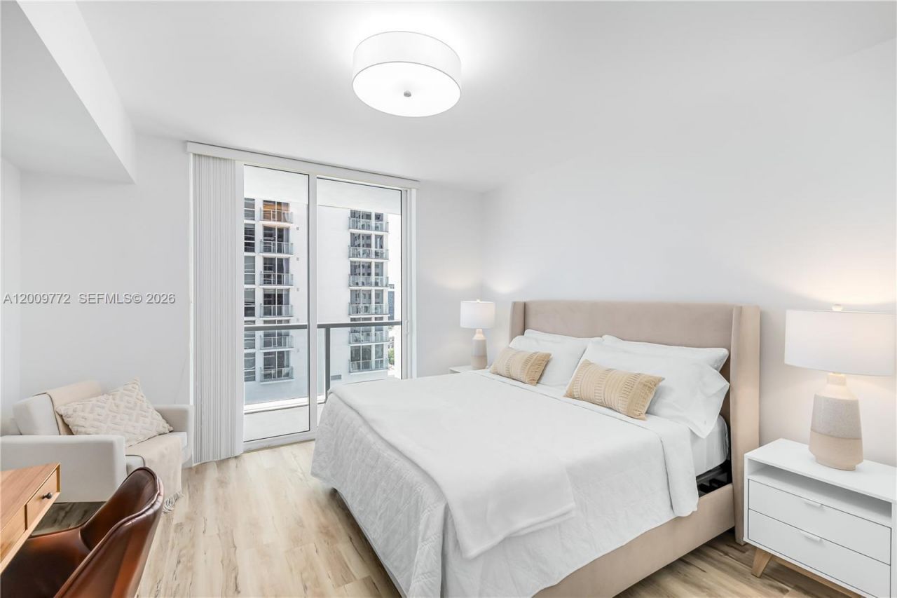 253 NE 2nd St , Unit 1606, Miami, FL 33132 Photo