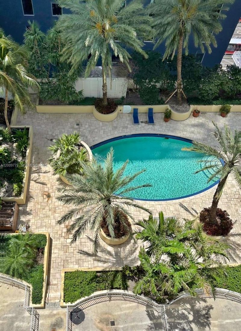 253 NE 2nd St , Unit 1606, Miami, FL 33132 Photo