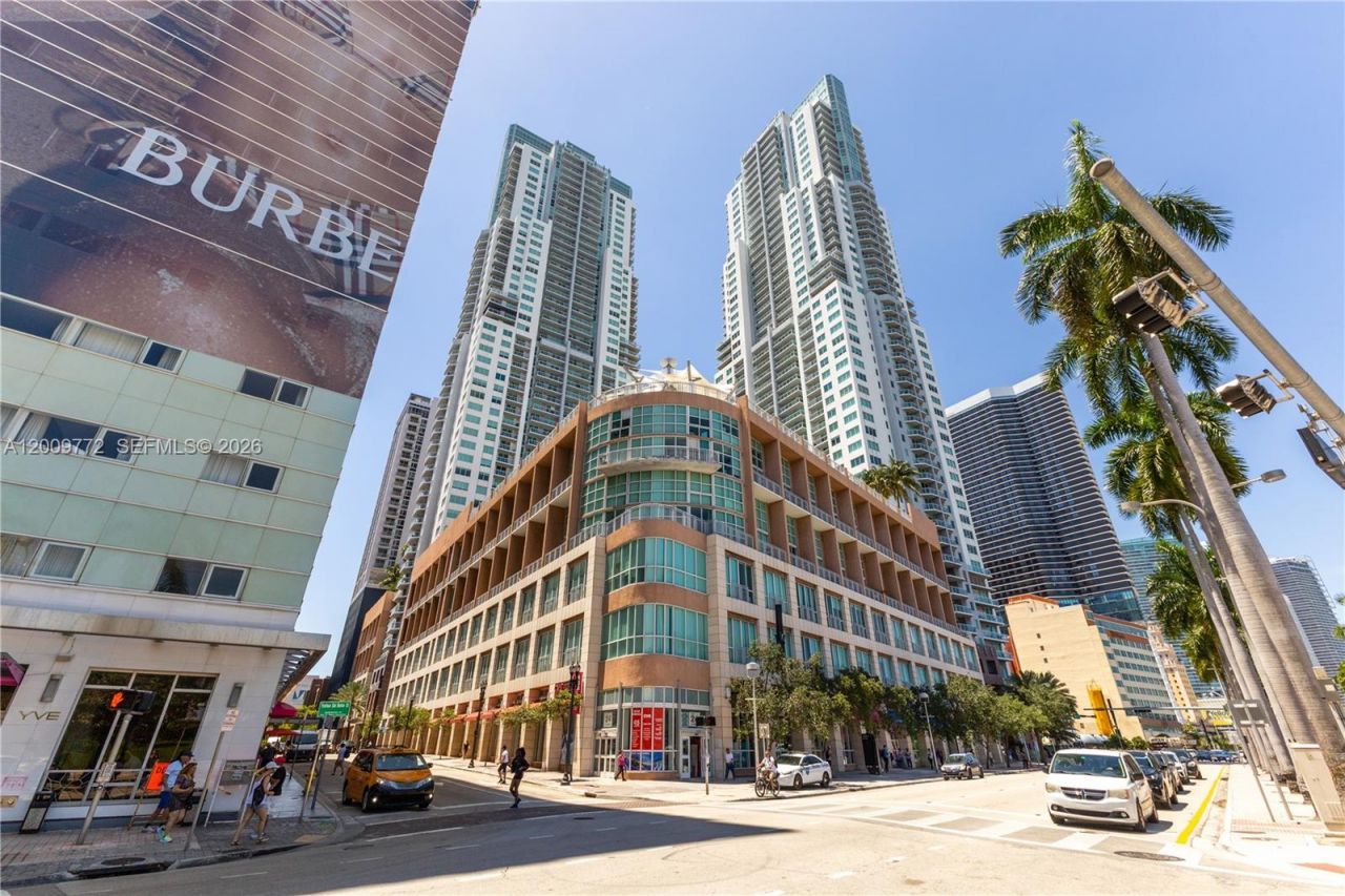 253 NE 2nd St , Unit 1606, Miami, FL 33132 Photo