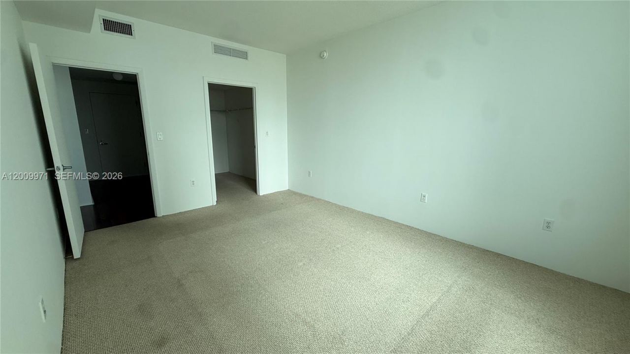 1900 N Bayshore Dr, Unit 1911, Miami, FL 33132 Photo