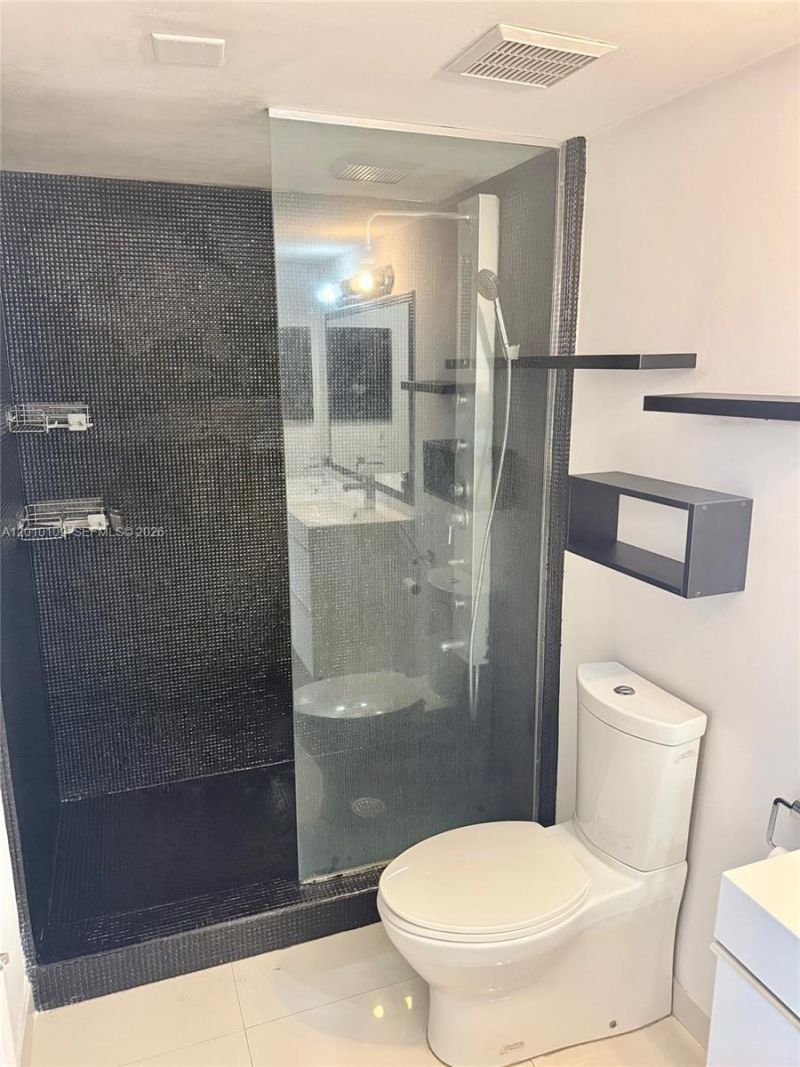 3300 NE 192nd St , Unit 1609, Aventura, FL 33180 Photo