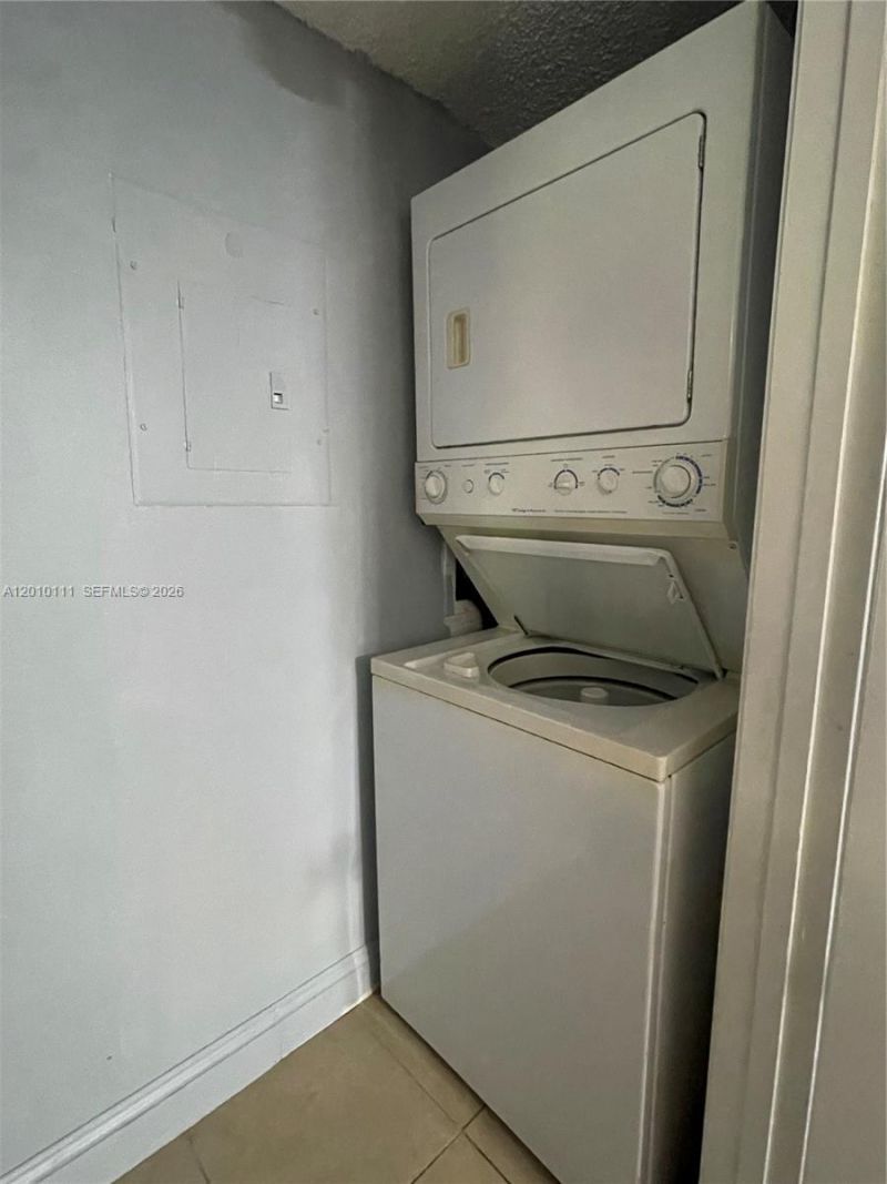 9999 Summerbreeze Dr , Unit 717, Sunrise, FL 33322 Photo