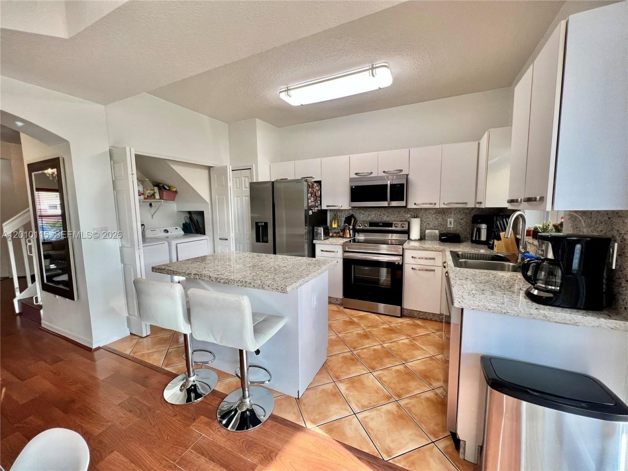 6120 NW 116th Pl , Unit 417, Doral, FL 33178 Photo