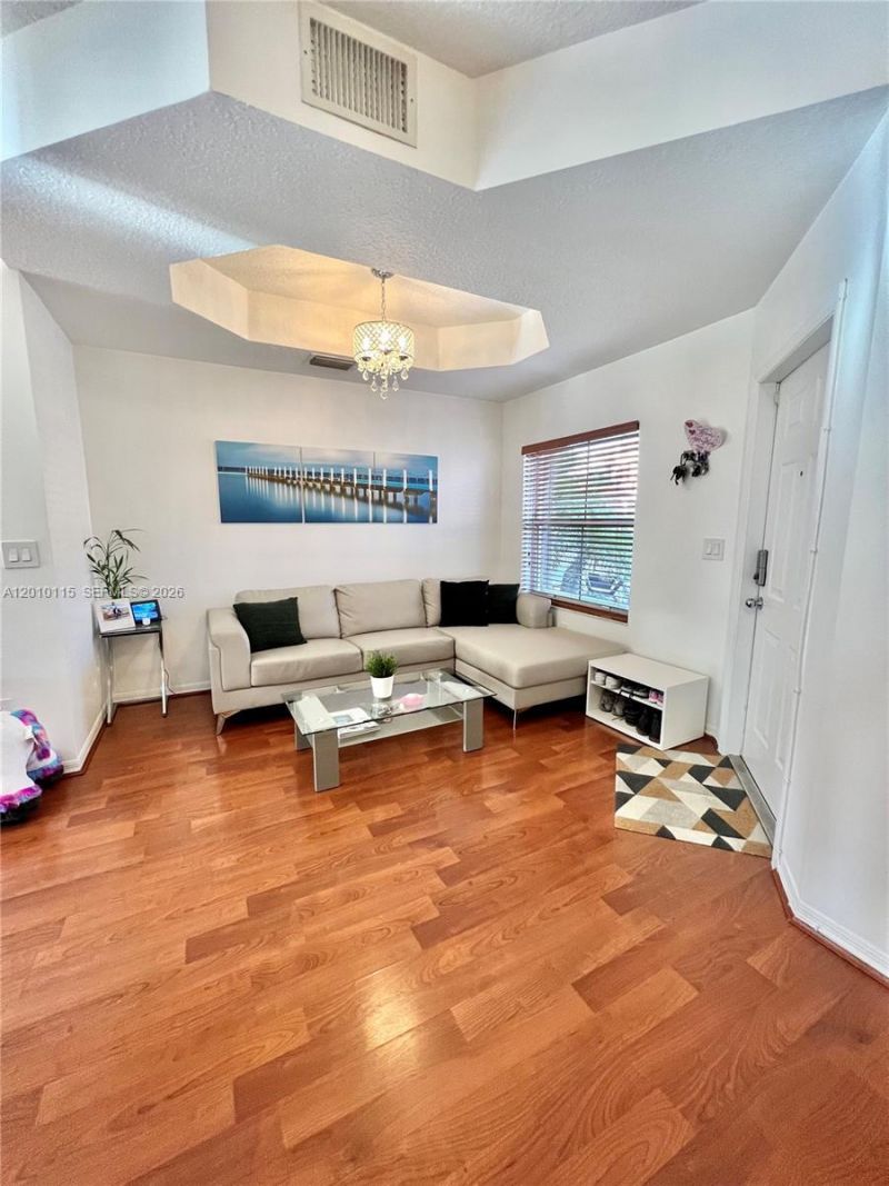 6120 NW 116th Pl , Unit 417, Doral, FL 33178 Photo