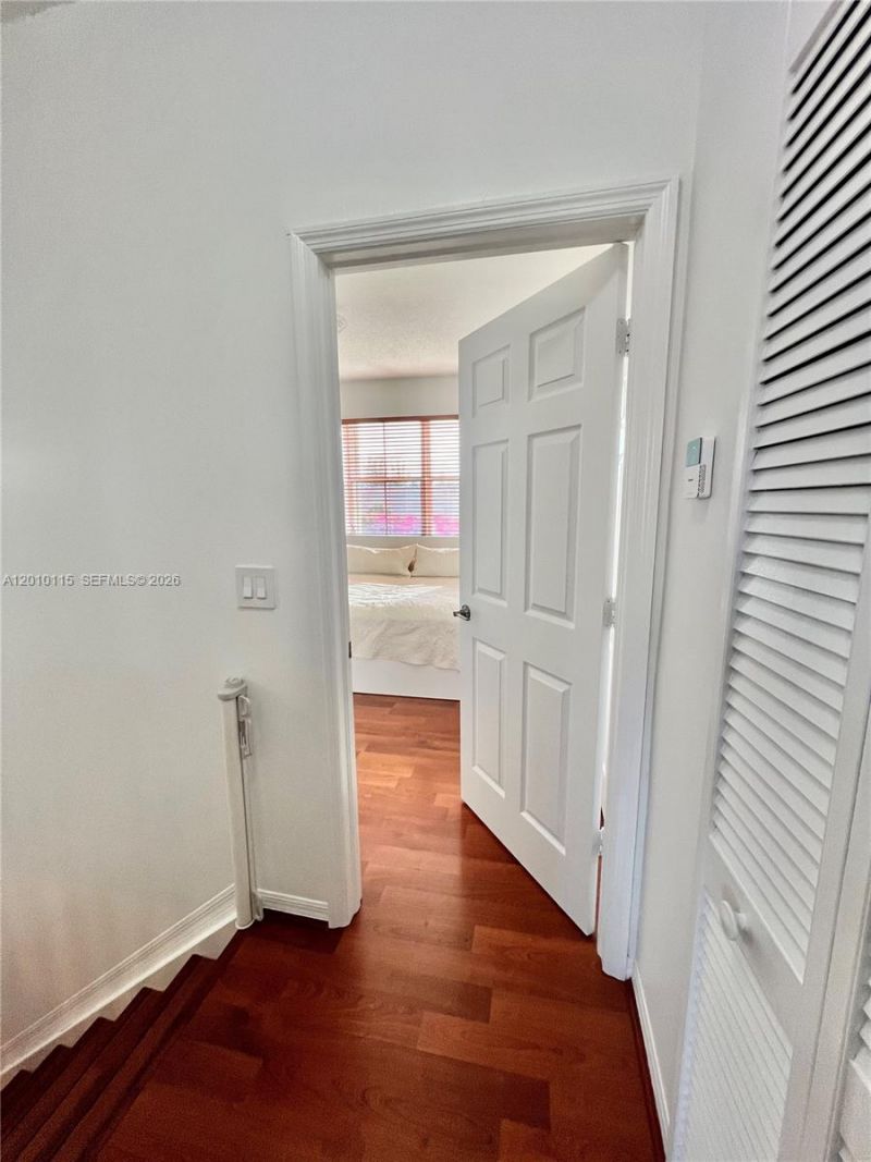 6120 NW 116th Pl , Unit 417, Doral, FL 33178 Photo