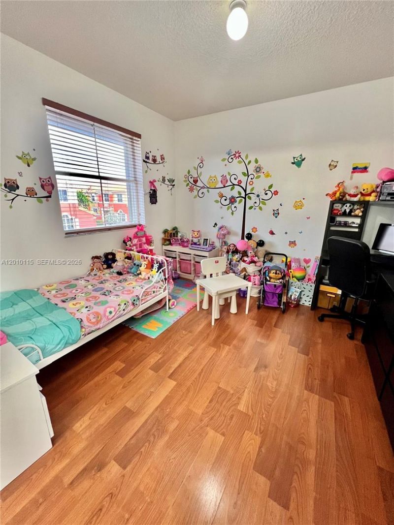 6120 NW 116th Pl , Unit 417, Doral, FL 33178 Photo
