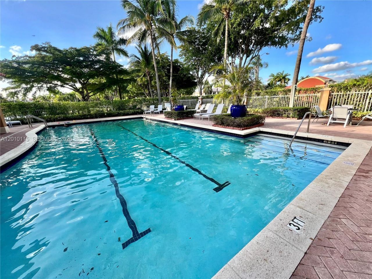 6120 NW 116th Pl , Unit 417, Doral, FL 33178 Photo