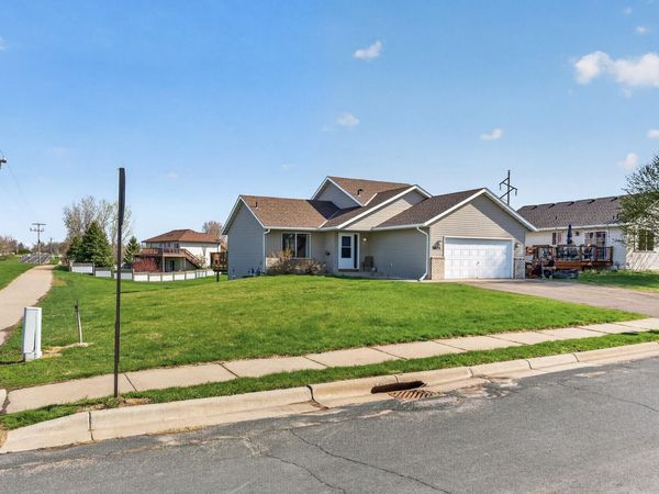 1601 Griffing Park Road, Buffalo, MN 55313