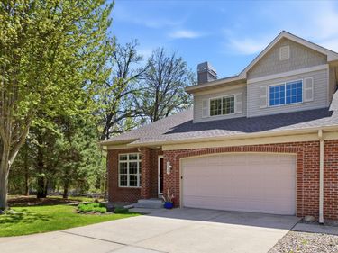 9836 Belmont Lane, Eden Prairie, MN 55347