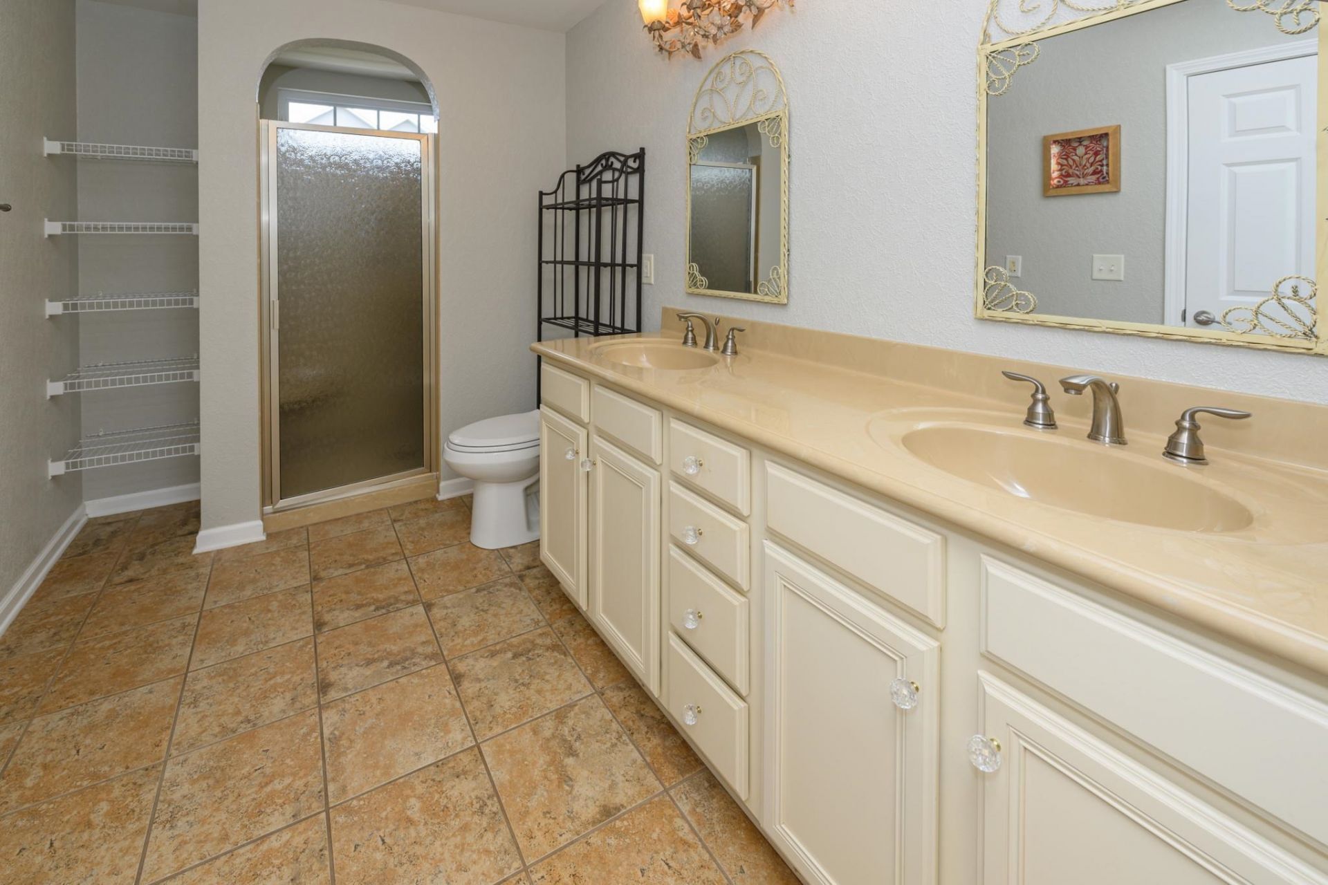195 Sutter Dr.  Photo 32