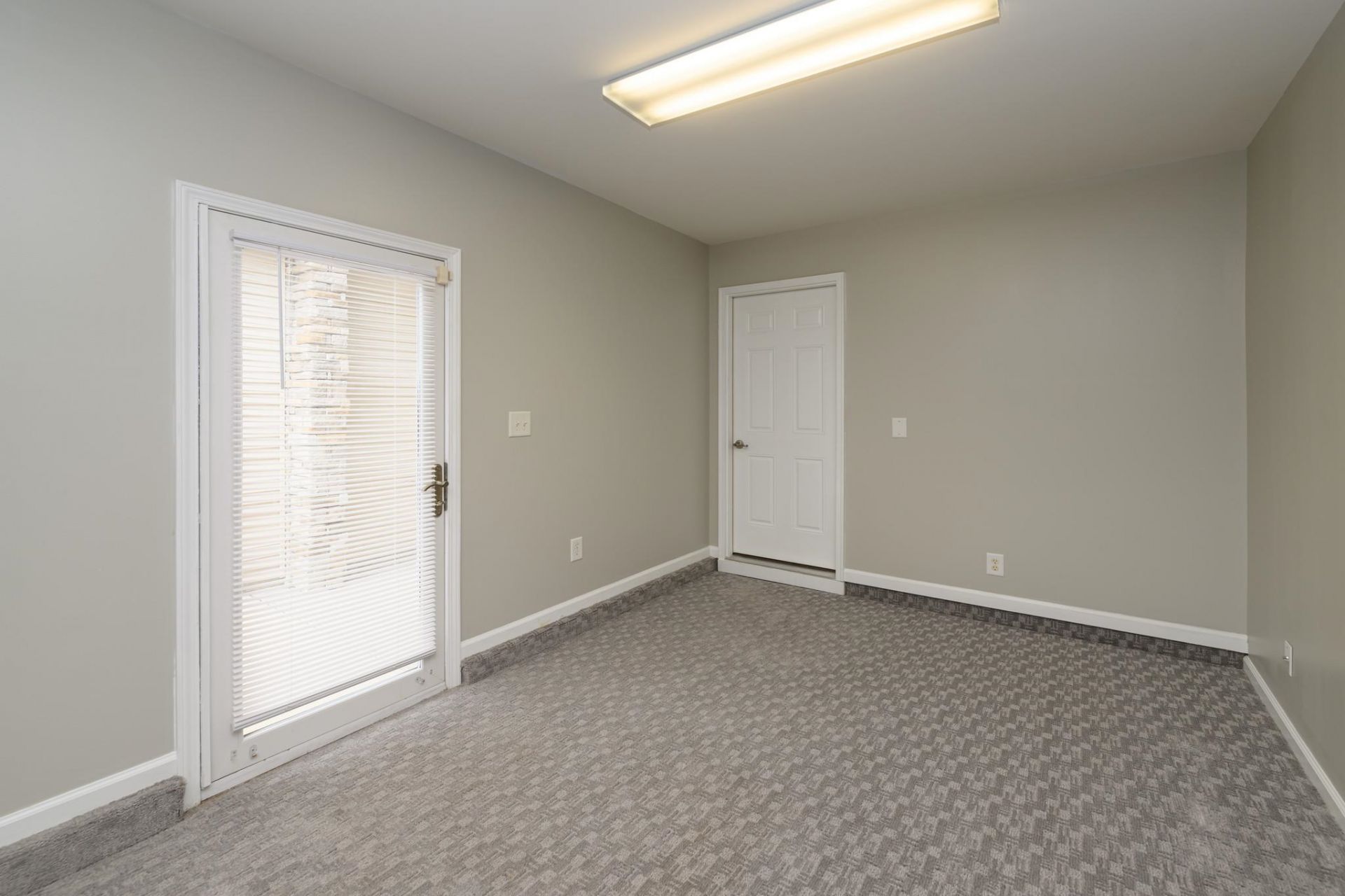 195 Sutter Dr.  Photo 39