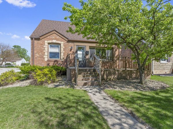 7405 Howard Avenue , Hammond, IN 46324