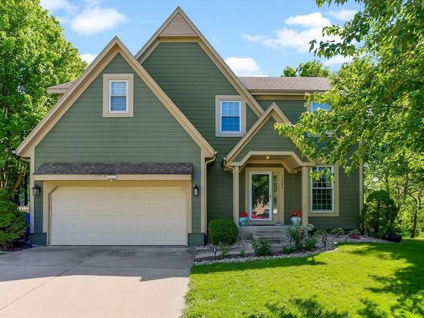13975 W 143 Court, Olathe, KS 66062