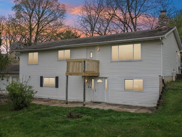 517 Highland Drive, Baraboo, WI 53913