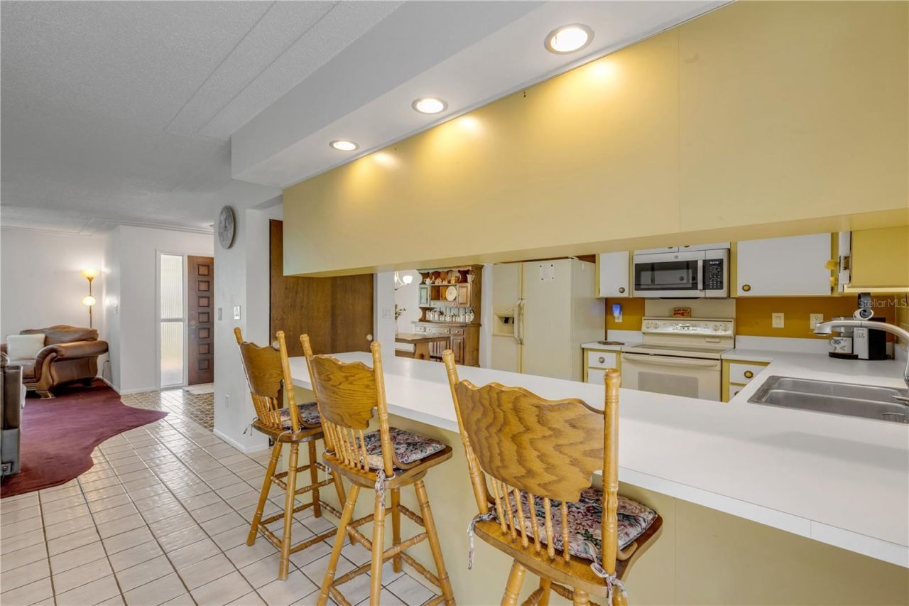 797 E 9th Avenue, New Smyrna Beach, FL 32169 Photo