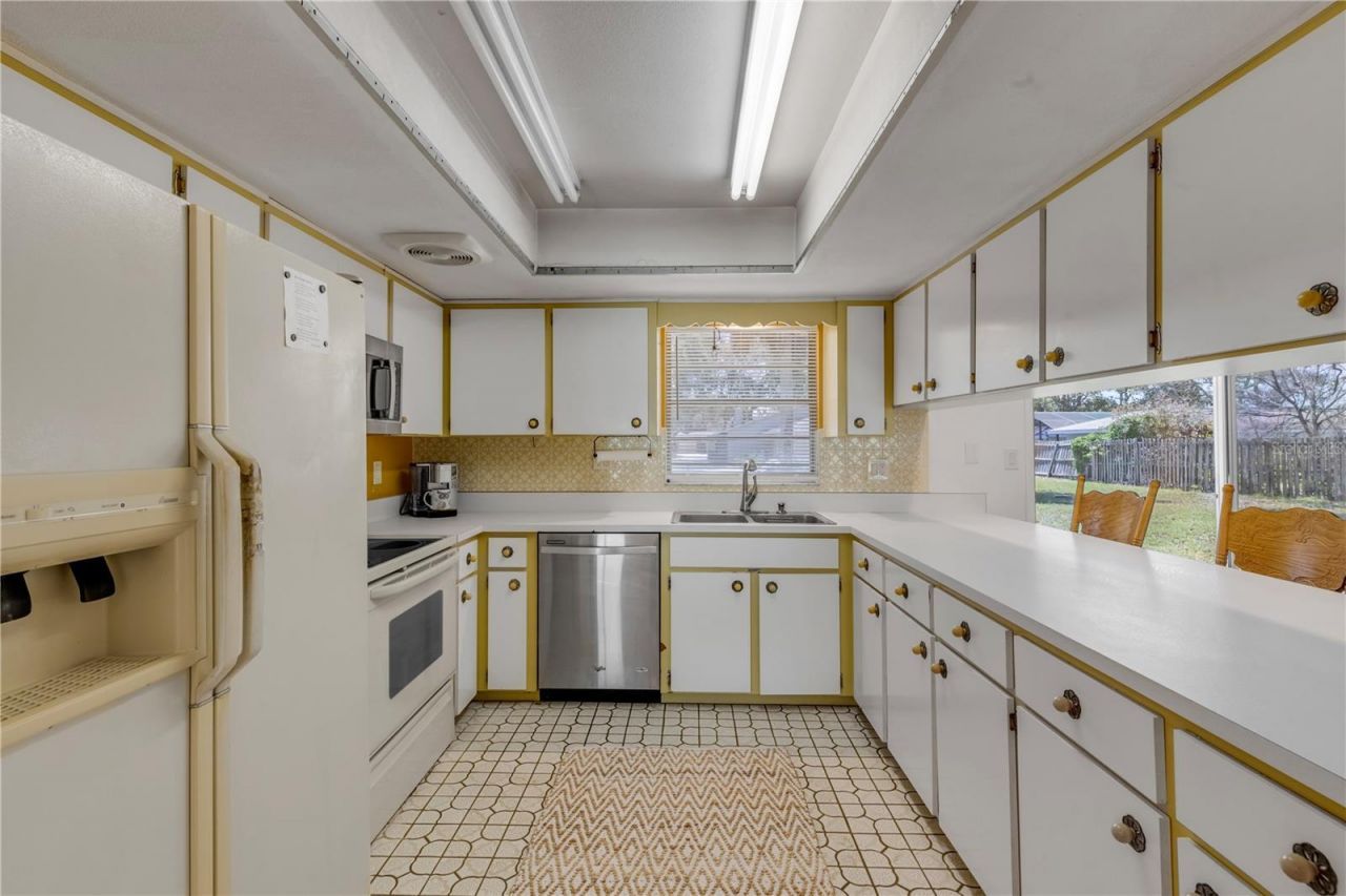 797 E 9th Avenue, New Smyrna Beach, FL 32169 Photo