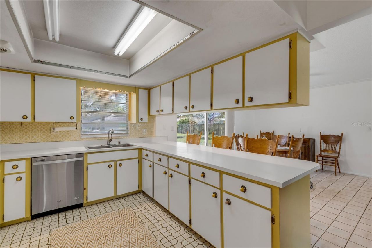 797 E 9th Avenue, New Smyrna Beach, FL 32169 Photo