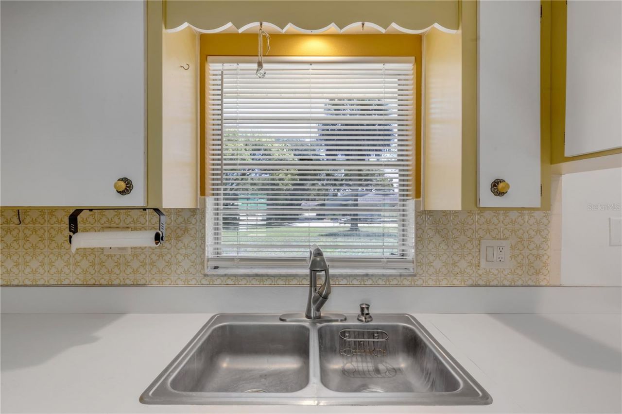 797 E 9th Avenue, New Smyrna Beach, FL 32169 Photo
