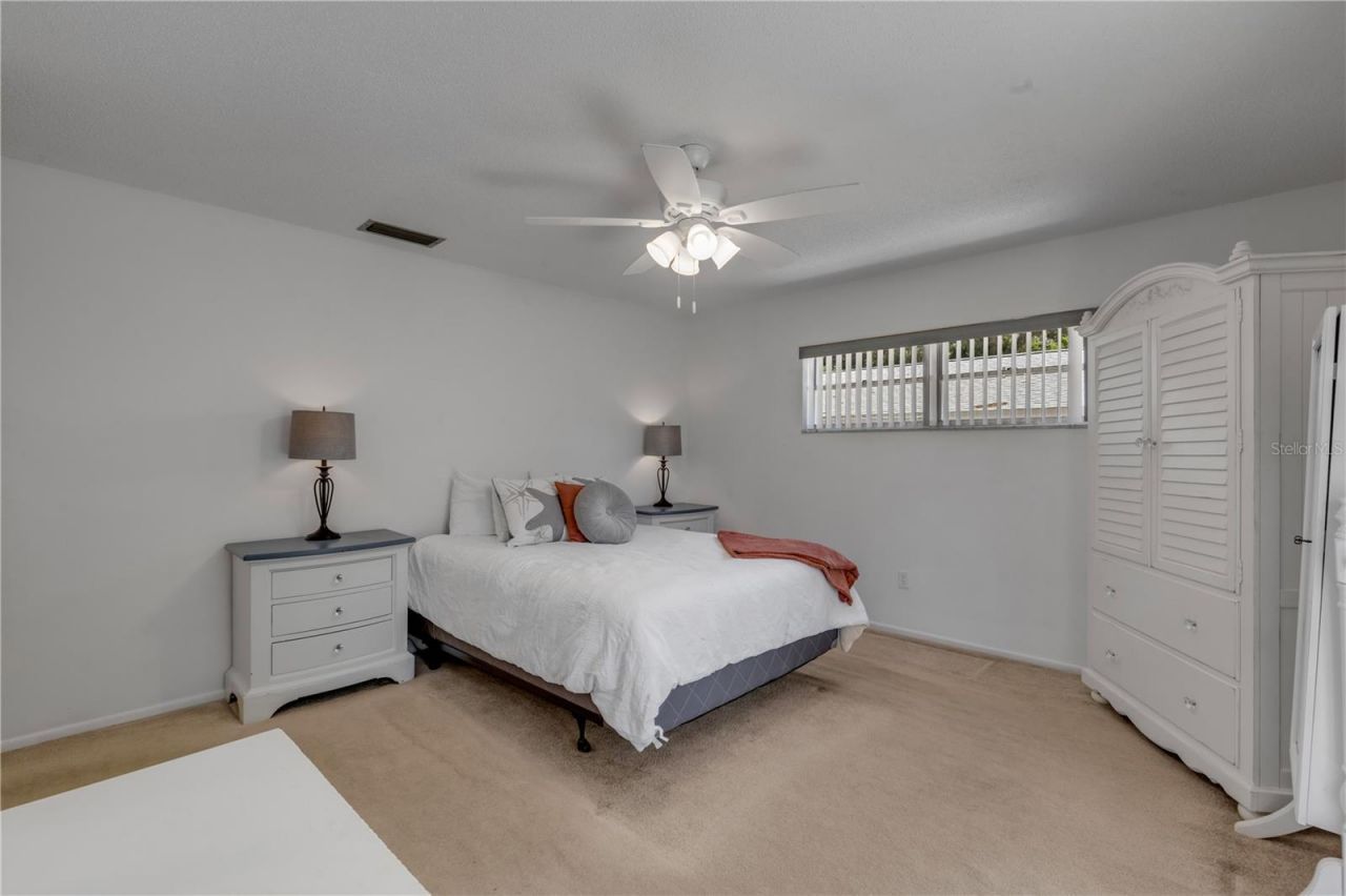 797 E 9th Avenue, New Smyrna Beach, FL 32169 Photo