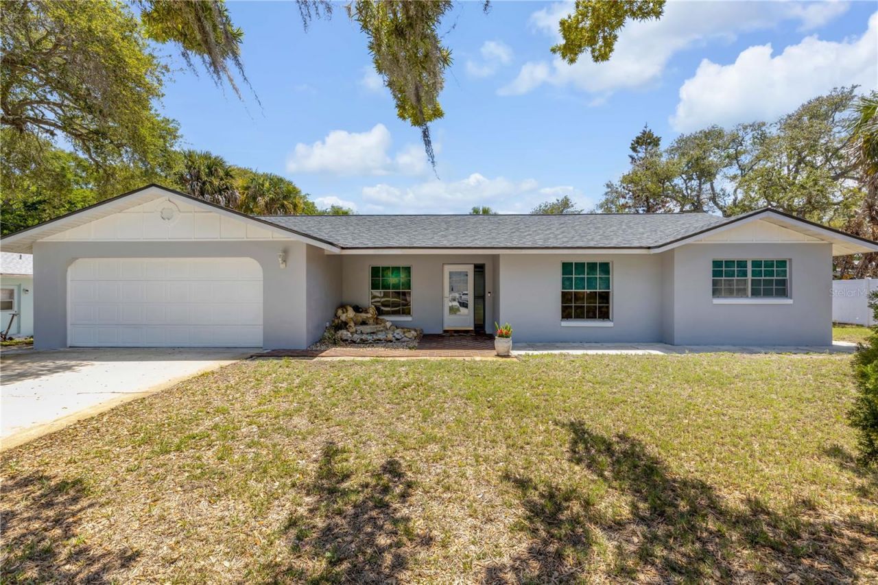 797 E 9th Avenue, New Smyrna Beach, FL 32169 Photo