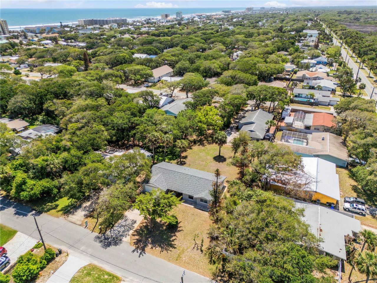797 E 9th Avenue, New Smyrna Beach, FL 32169 Photo