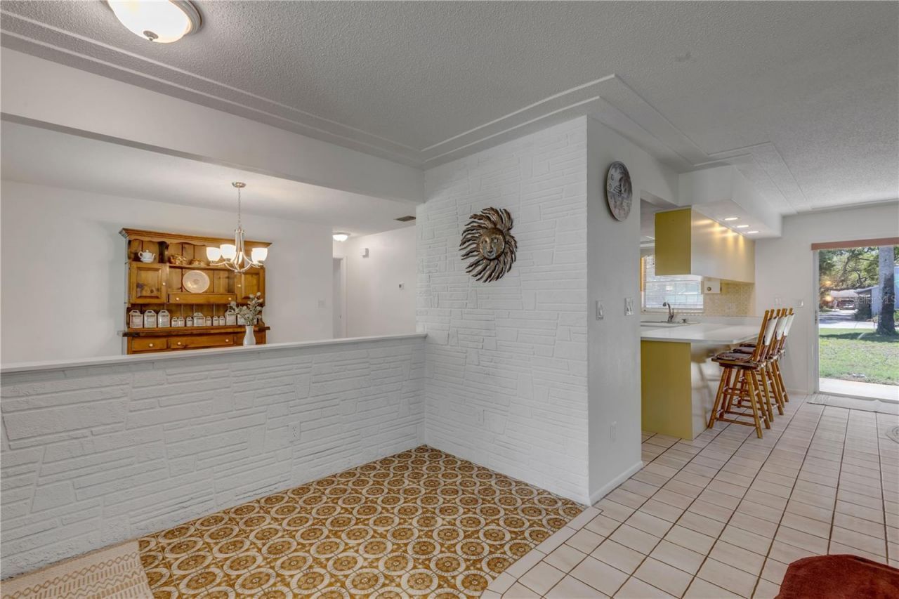 797 E 9th Avenue, New Smyrna Beach, FL 32169 Photo