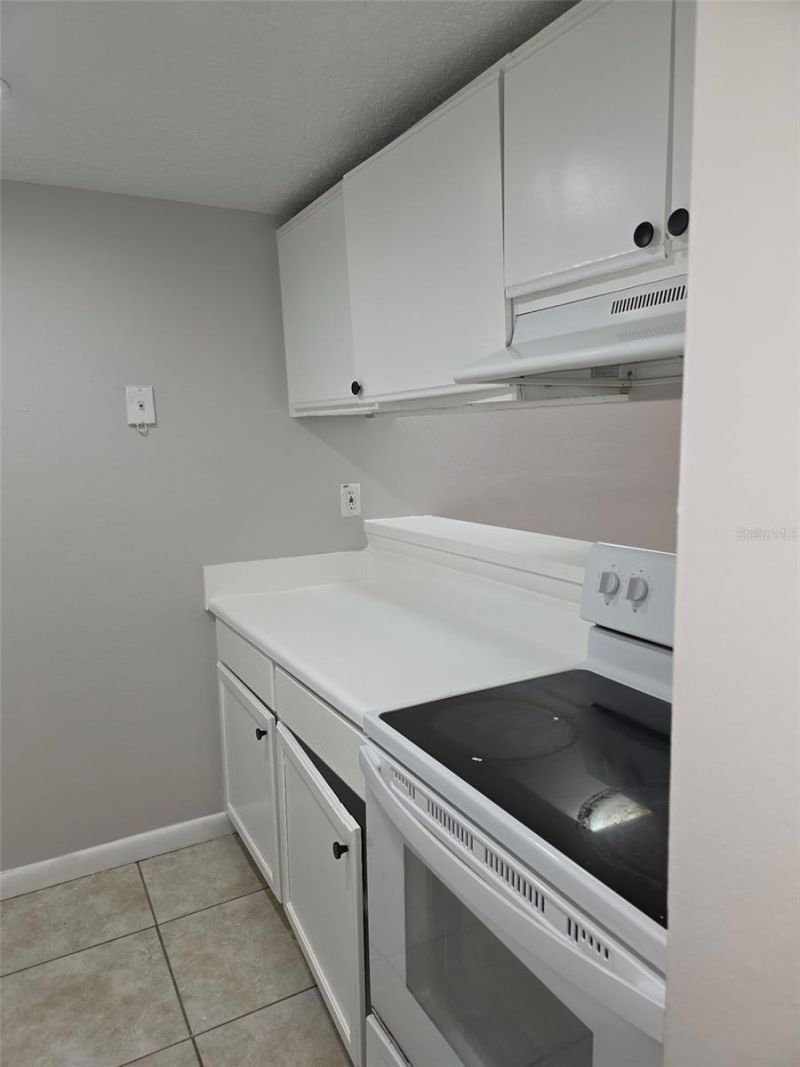921 W Oak Ridge Road , Unit C, Orlando, FL 32809 Photo