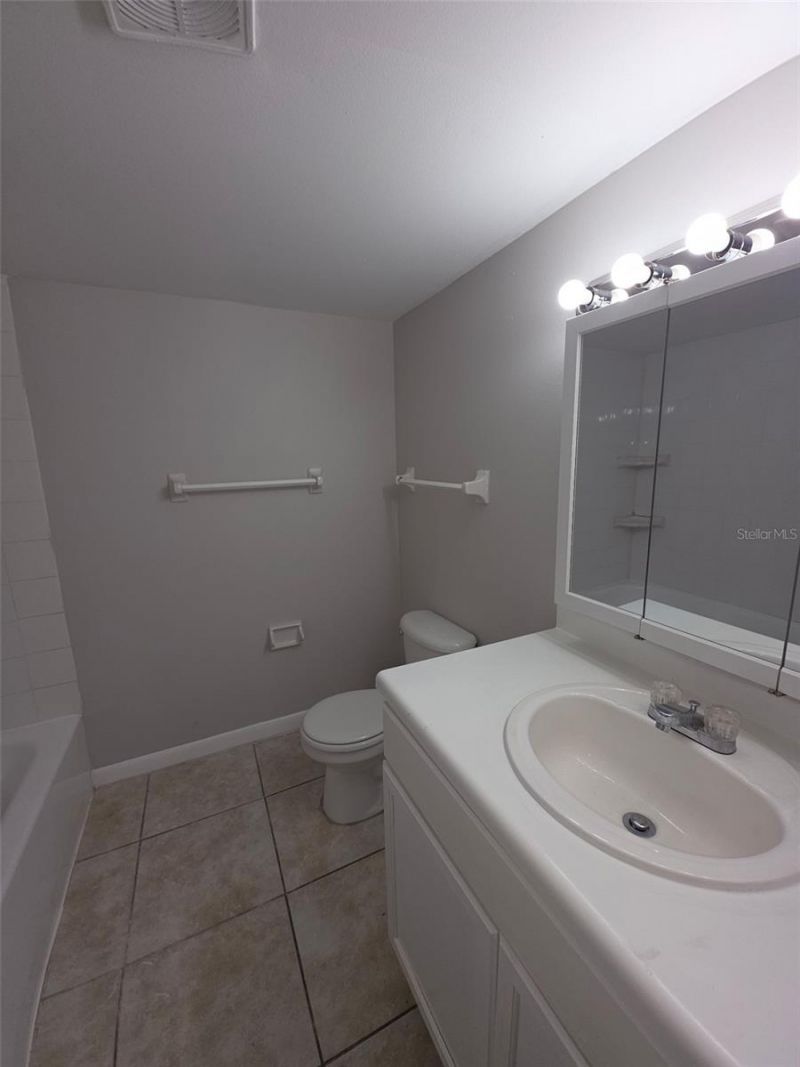 921 W Oak Ridge Road , Unit C, Orlando, FL 32809 Photo